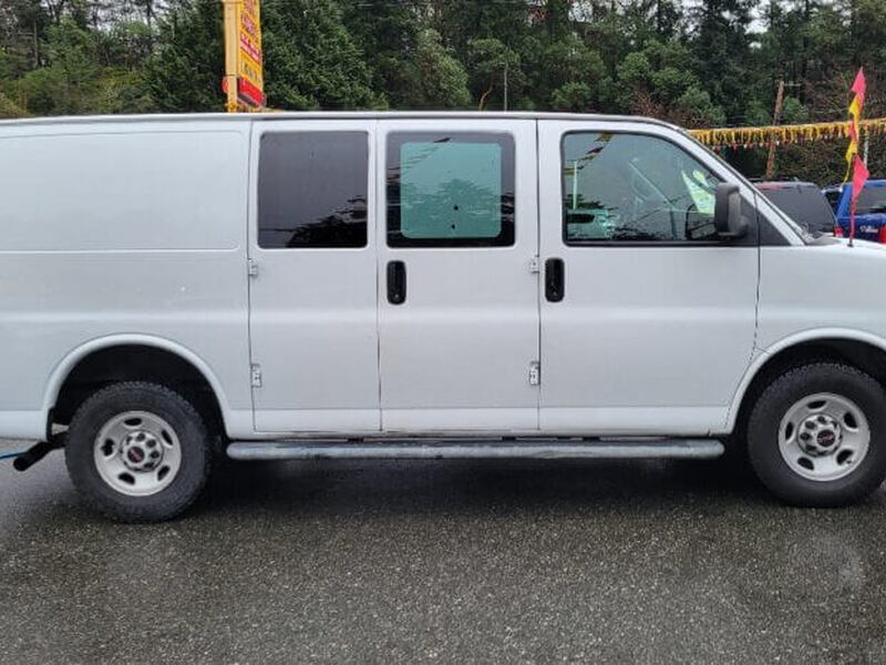 2019 GMC Savanna 2500 Cargo Van Howie's Car Corral Victoria's 1