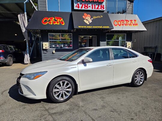 2015 Toyota Camry XLE Hybrid